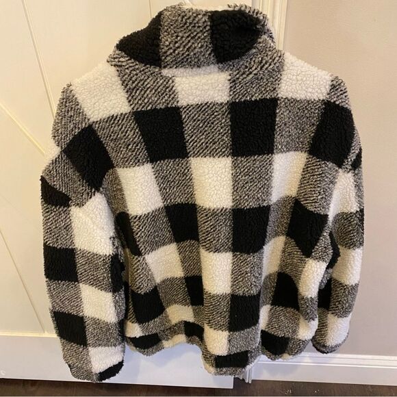 Buffalo Plaid Teddy Jacket - Picture 2 of 3